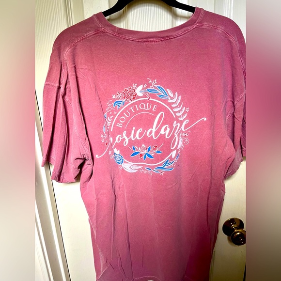 Rosie Daze Logo Graphic Red White Blue T-Shirt Size XL - Picture 1 of 4